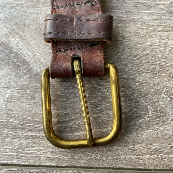 Vintage Levi’s Orange Tab Solid Brass Buckle Leather Belt - Picture 9 of 15